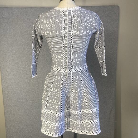 🖤 Gianni Bini Black & White Fit & Flare Dress - Picture 3 of 13